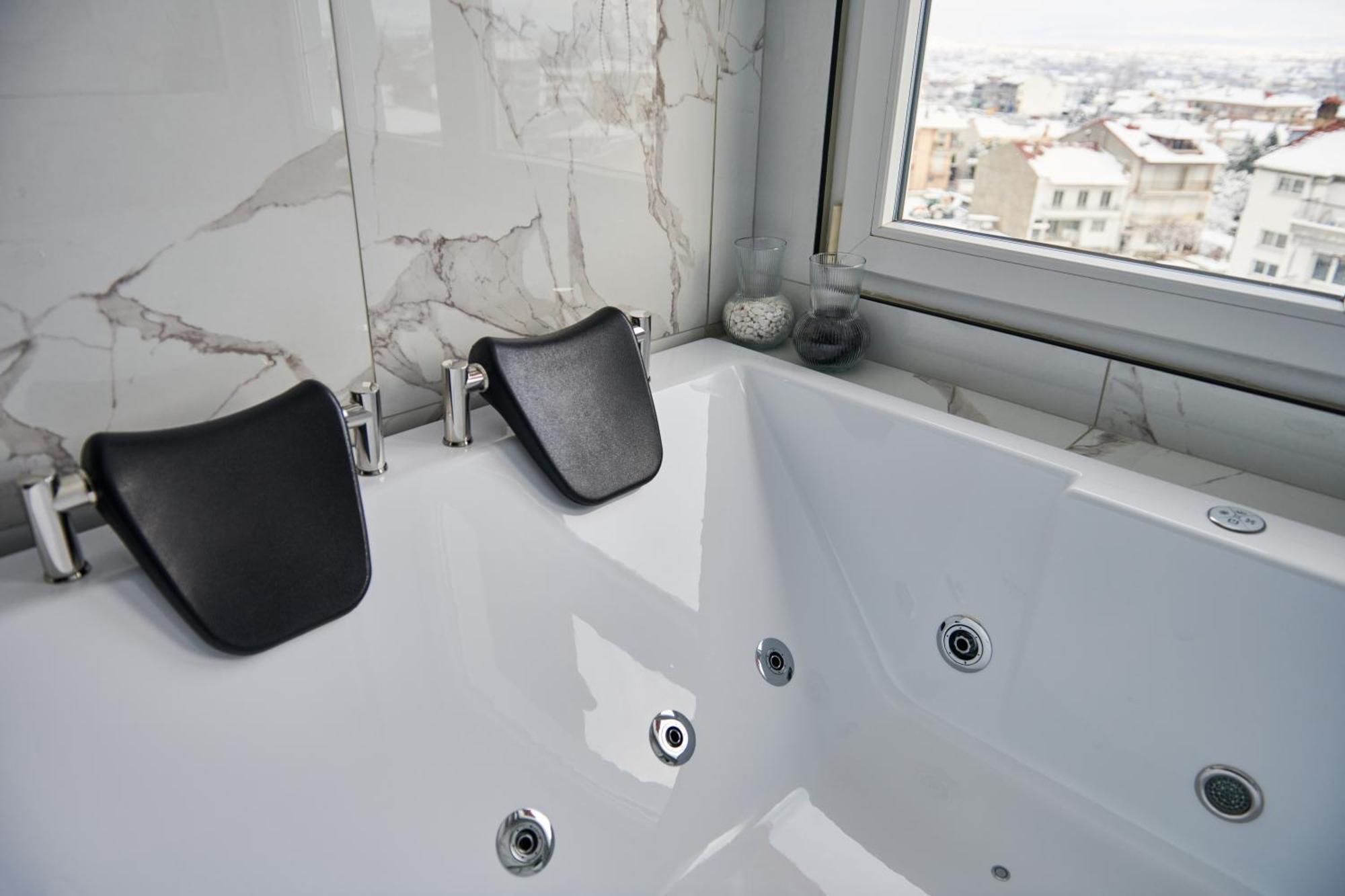 The Skyline Suite Florina Exterior photo